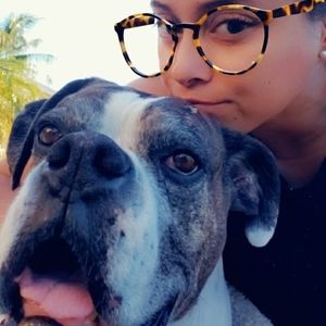 Meet your Posher, Caterine